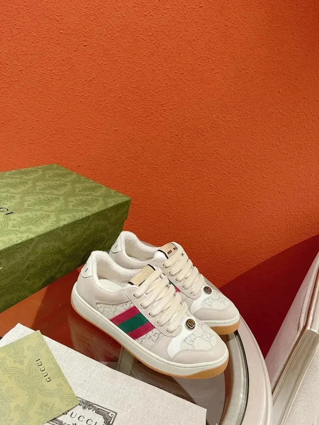 Gucci Sneakers Low-Top Lace-Up with Web Stripe and GG Canvas product detail image 9