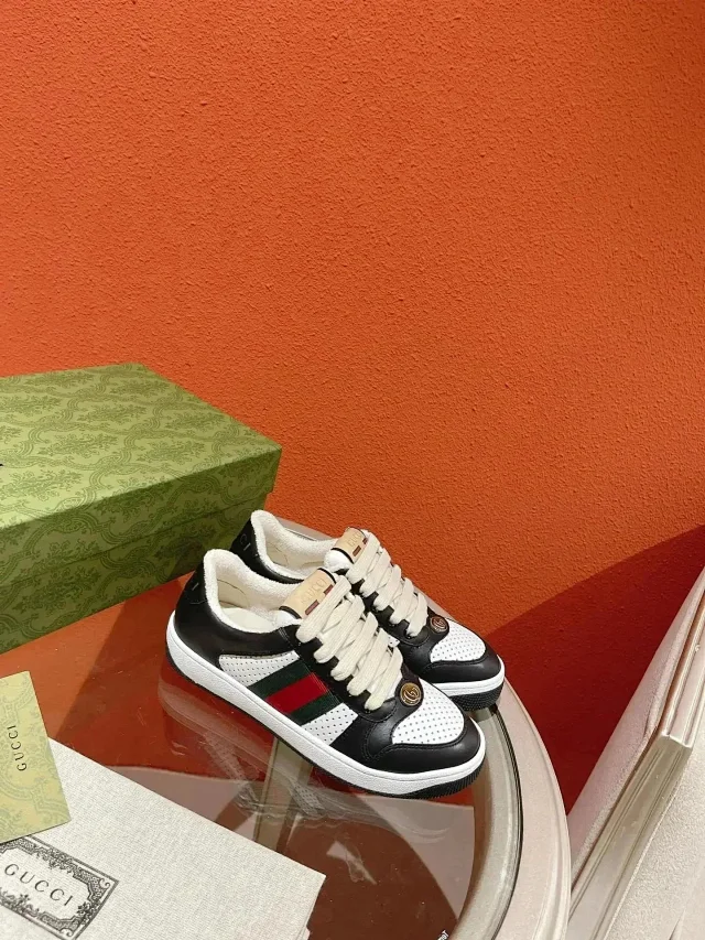 Gucci Sneakers Low-Top Lace-Up with Web Stripe and GG Canvas product detail image 10
