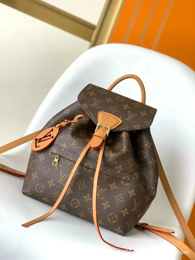 Louis Vuitton Travel Bags Monogram duffel bag product detail image 2
