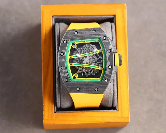 Richard Mille Watches Tonneau Skeleton-Dial Rubber Strap Watch product detail image 3