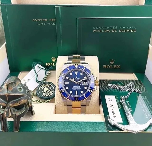 Rolex Watches Submariner Date diver watch product detail image 5