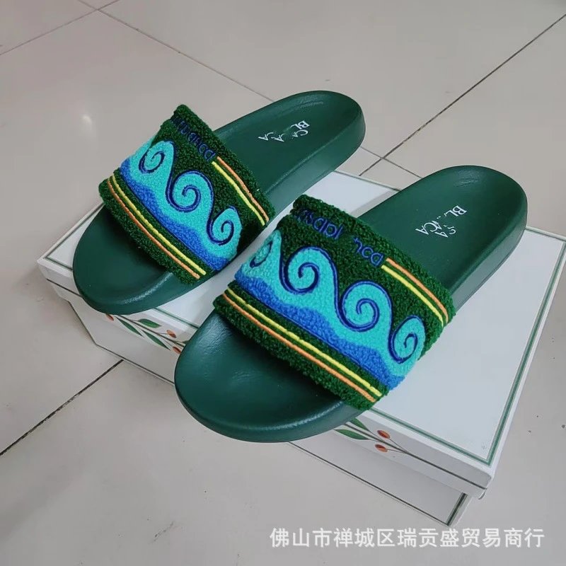 C&A Slippers Embroidered slide — Green background with ocean waves