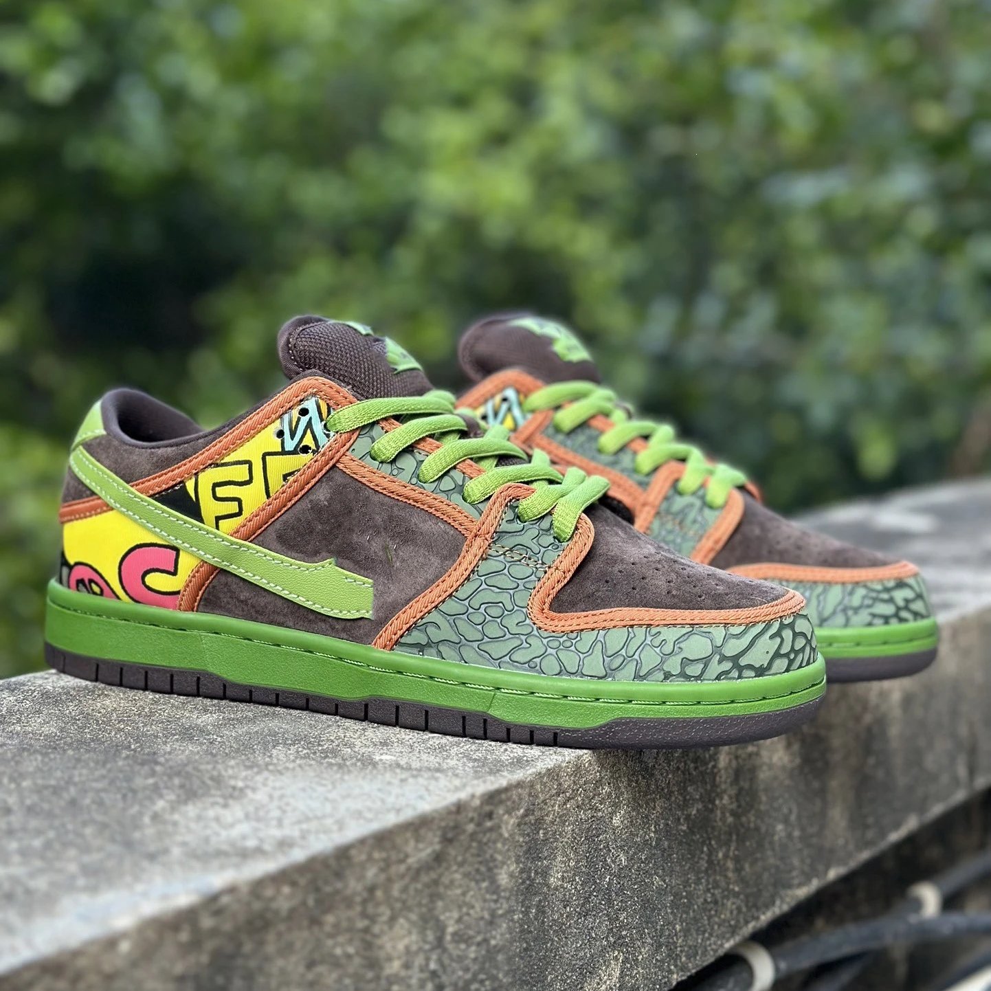 Graffiti Colorblock SB Casual Sneaker photo 8
