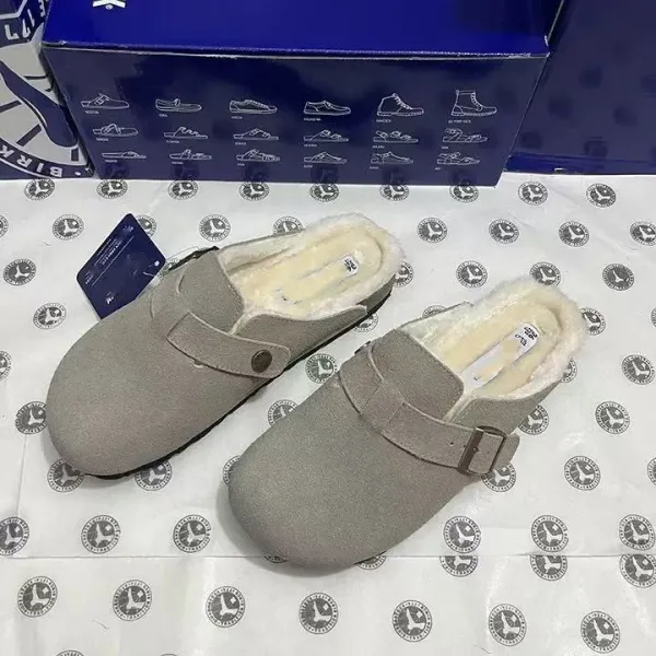 Birkenstock Boston Shearling-Lined Suede Tan Clogs - 6
