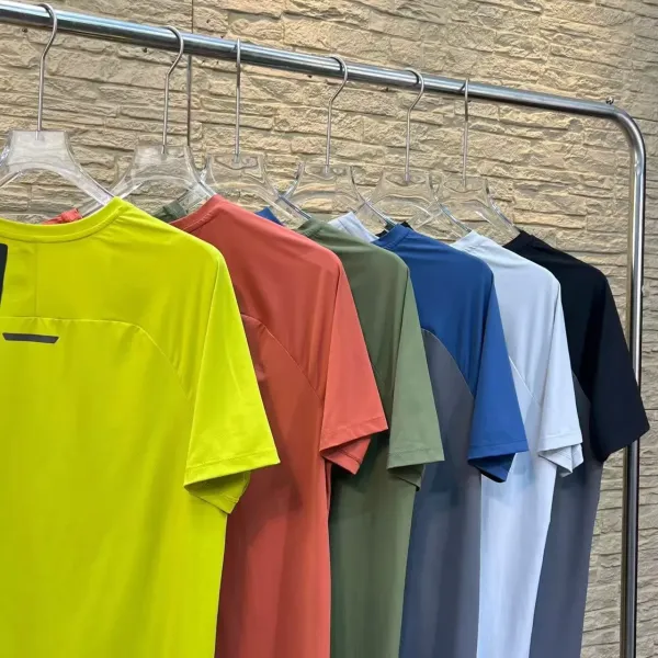 On Running Performance T-Shirt Blue Activewear - 14