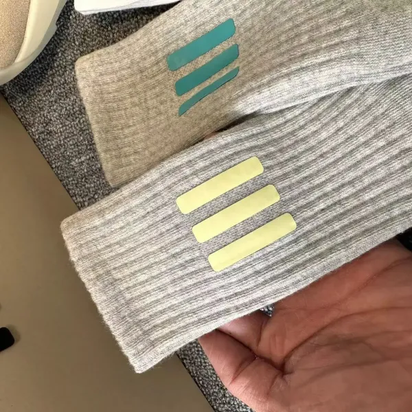 Off-White x Nike Socks Triple Stripe White Beige Black Yellow Gray Socks - 22