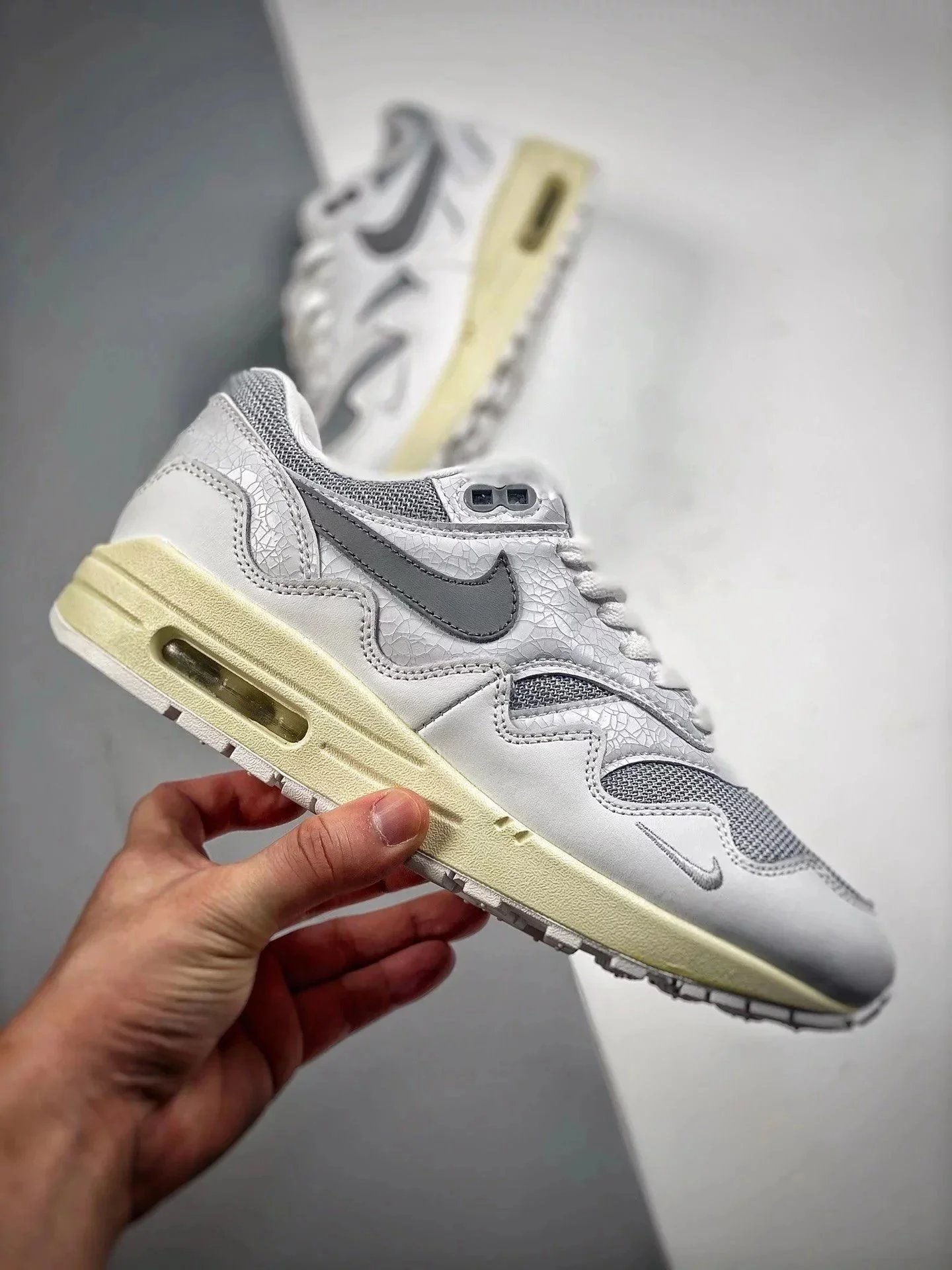Nike Air Max 1 Wave Burgundy Sneakers - 3