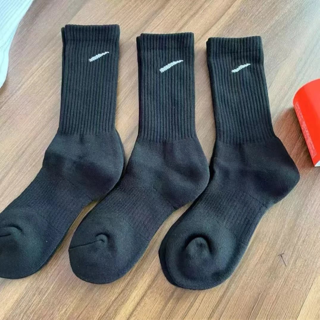 Towel Bottom Sports Socks photo 4