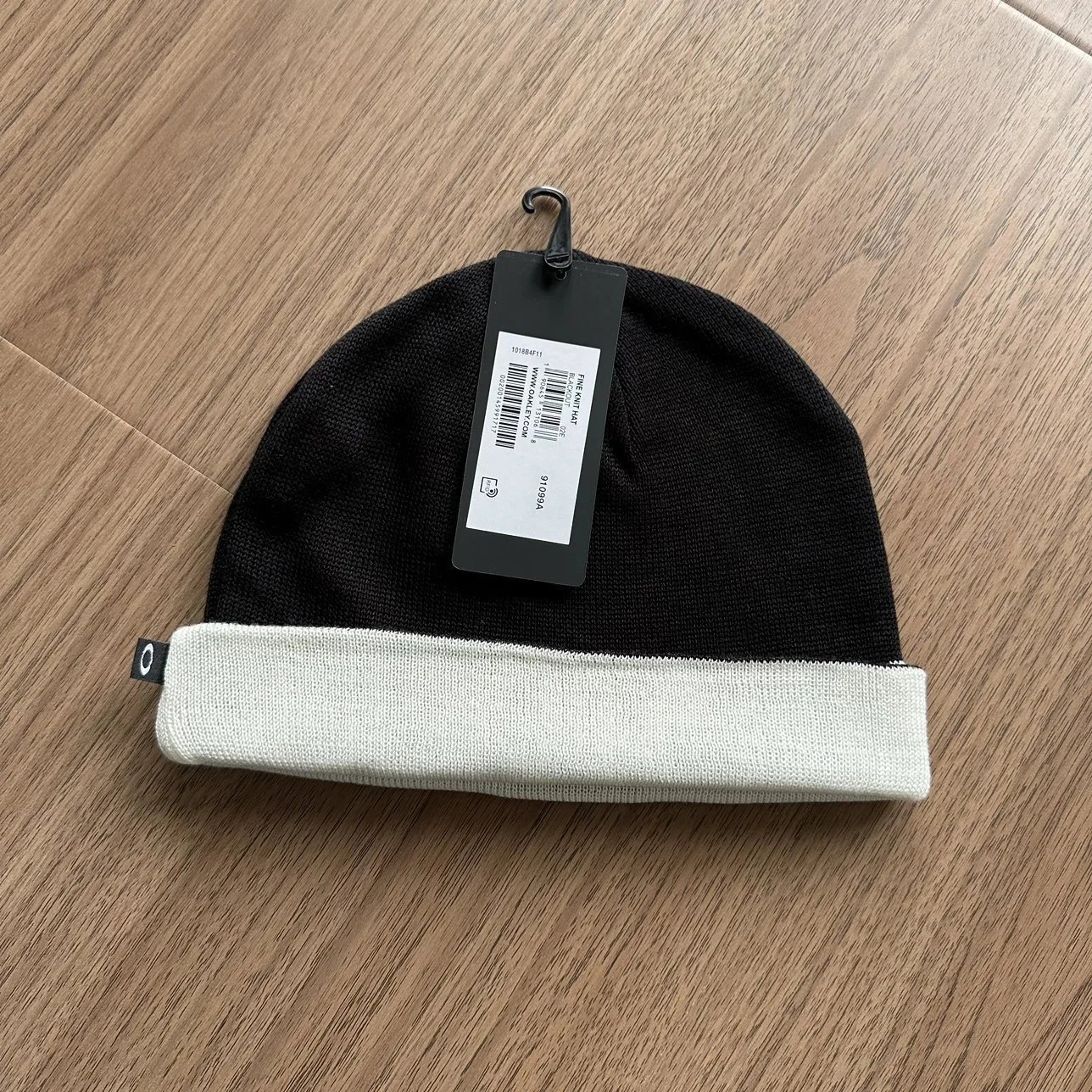 Oakley Fine Knit Hat Terracotta Beanie - 16