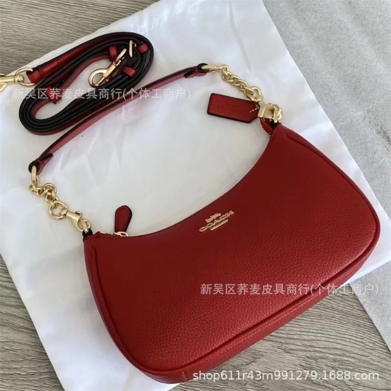 Litchi pattern red