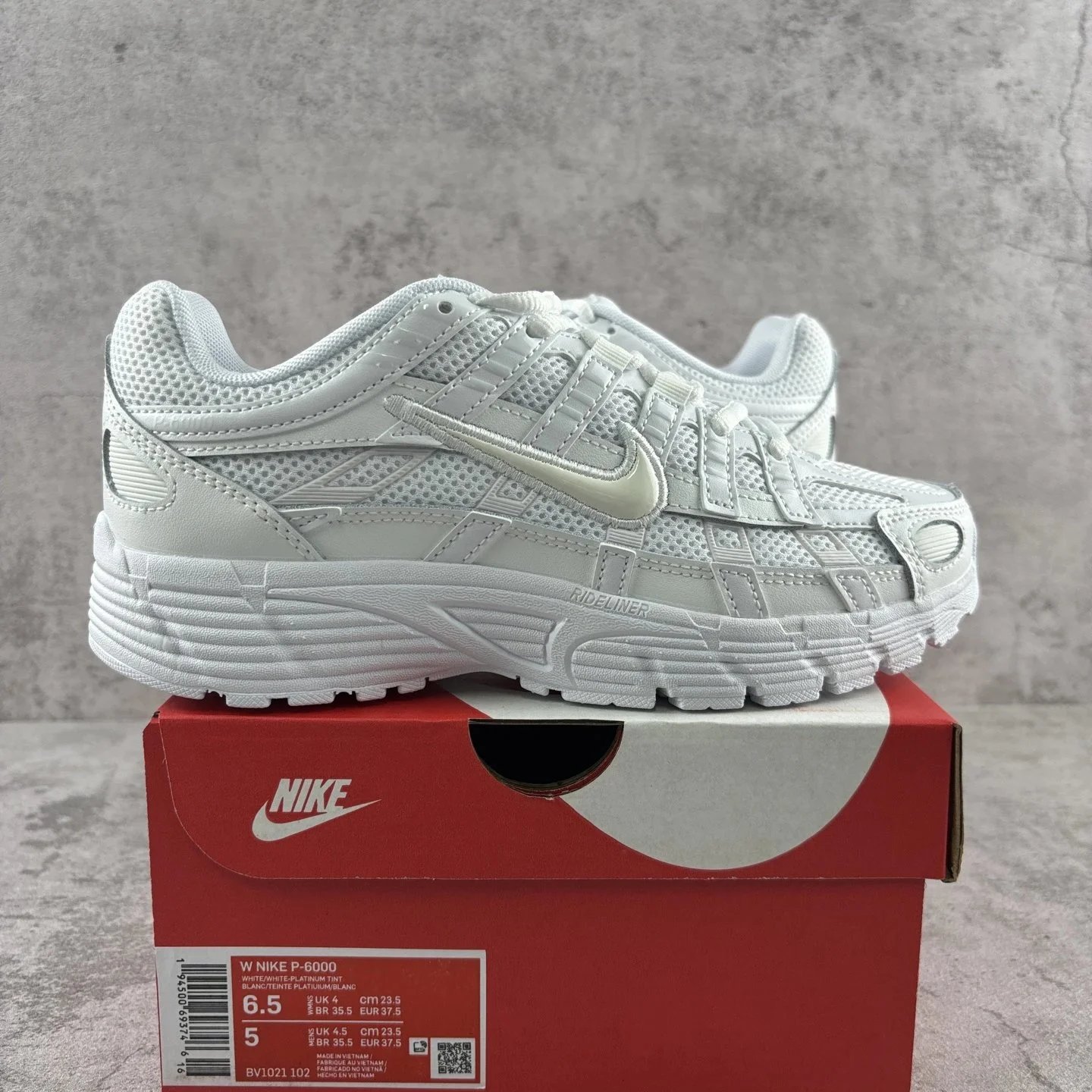 All White BV1021-102