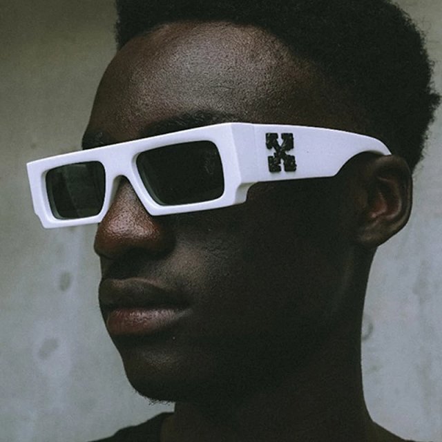OFF-WHITE Sunglasses: seller detail photo 3