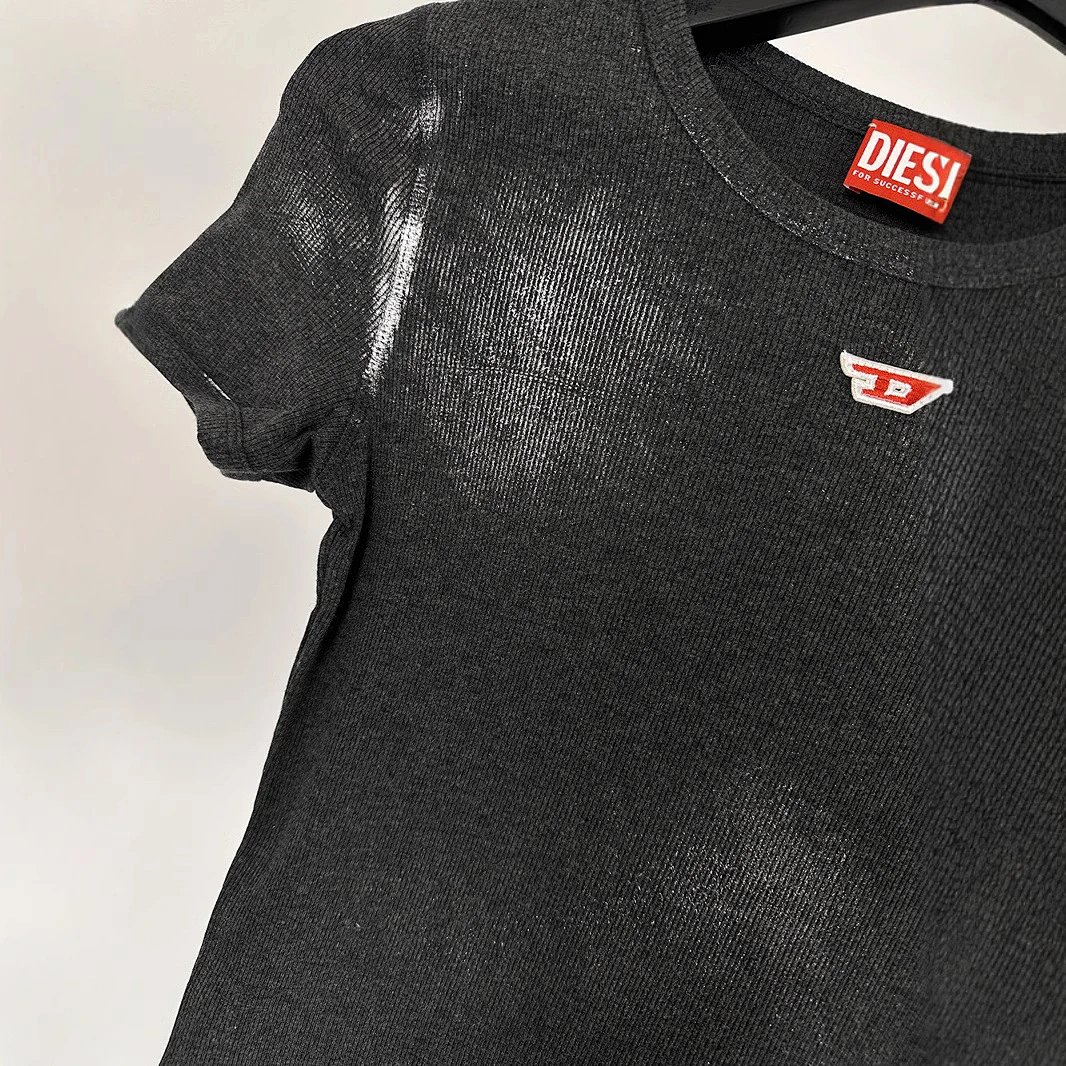 WomensRoundNeckShortSleevedTShirt