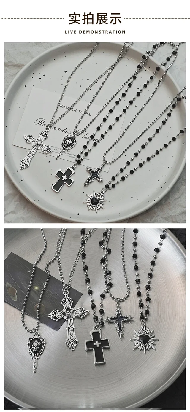 Unbranded Jewelry Gothic Cross and Heart Pendant Necklace product detail image 3