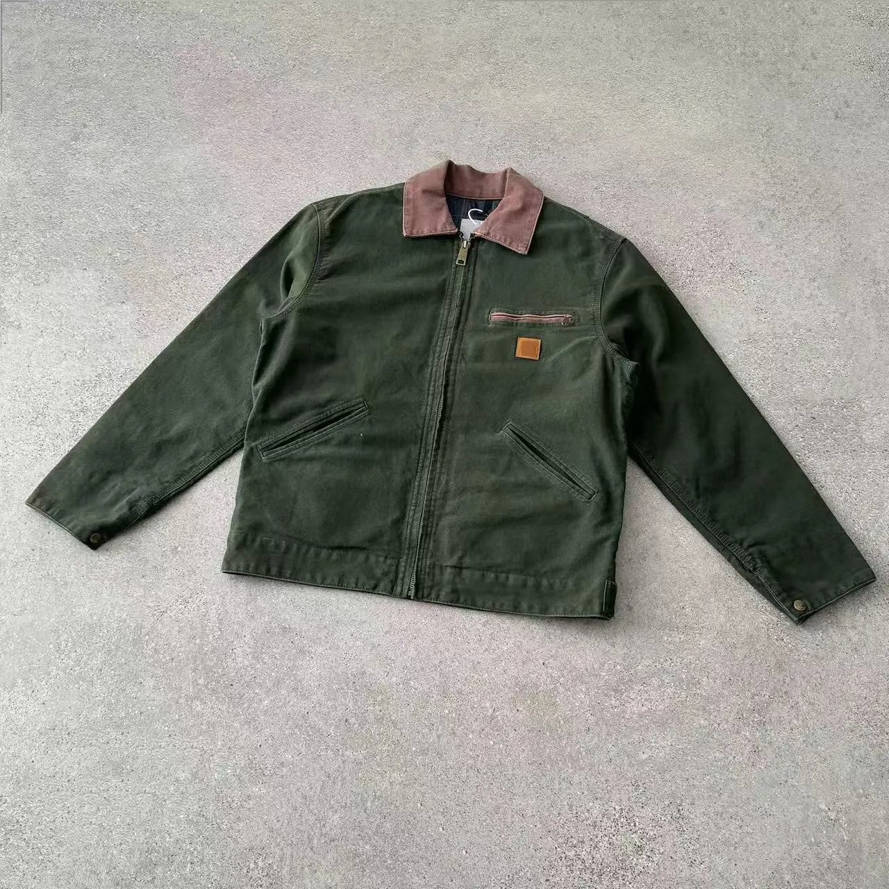 dark green