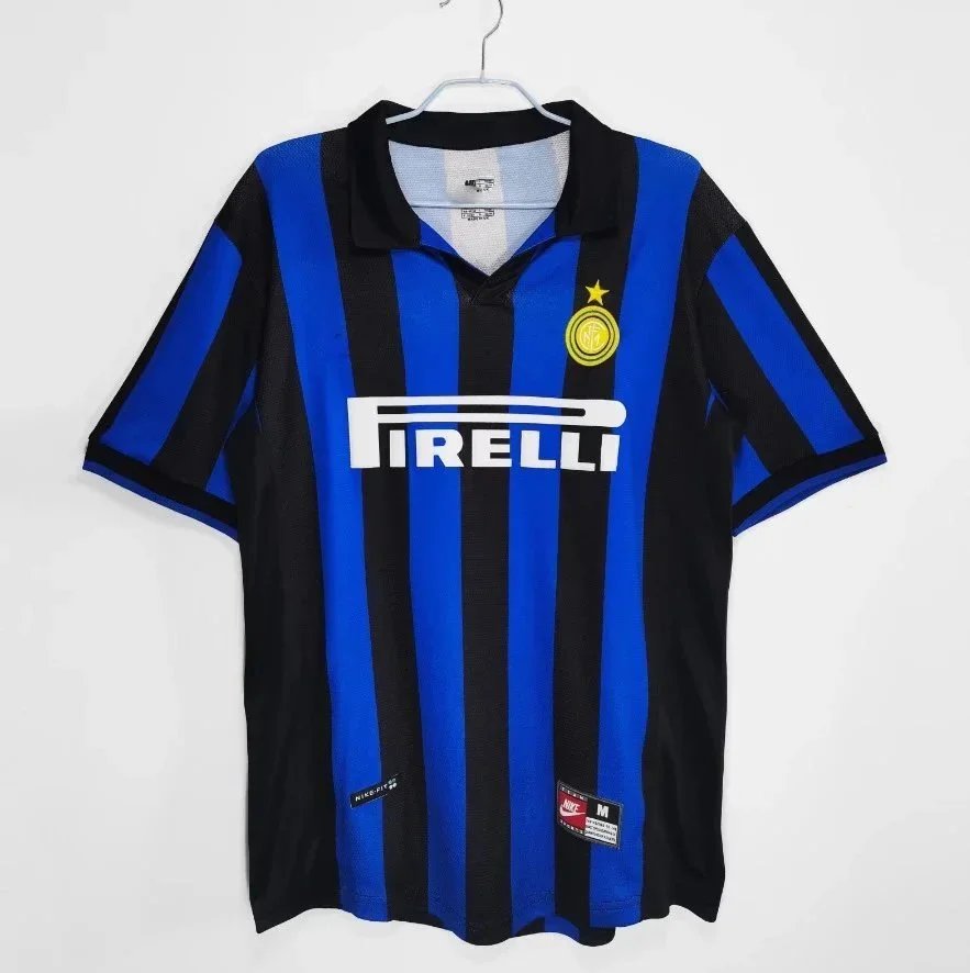 Inter home in 9899 season