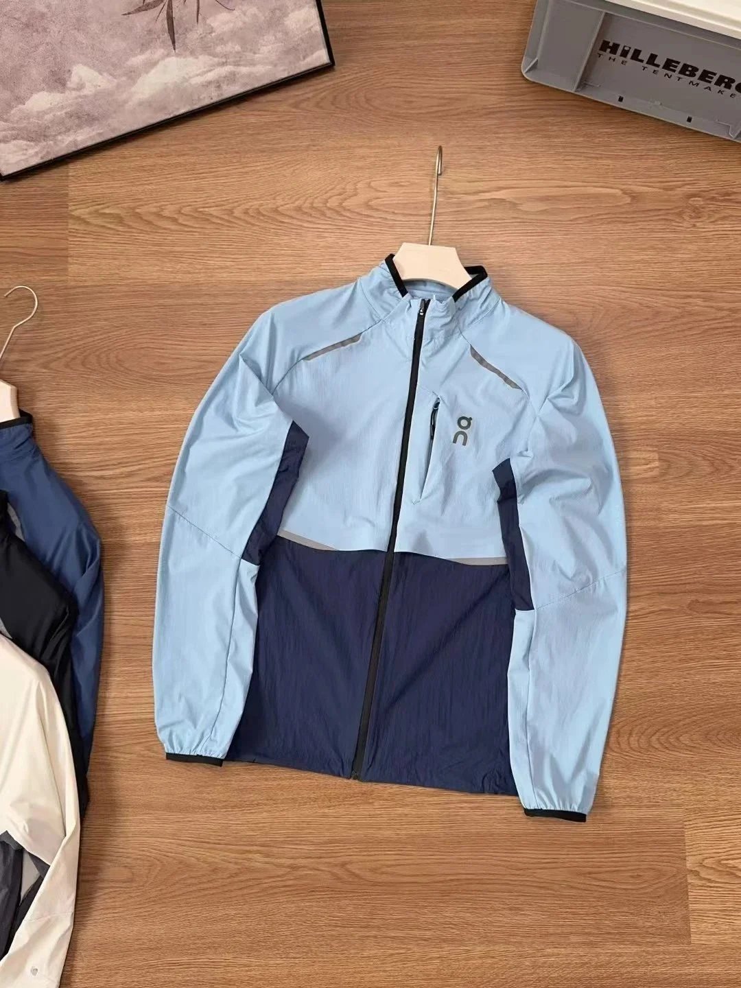 Lightweight Running Jacket photo 4