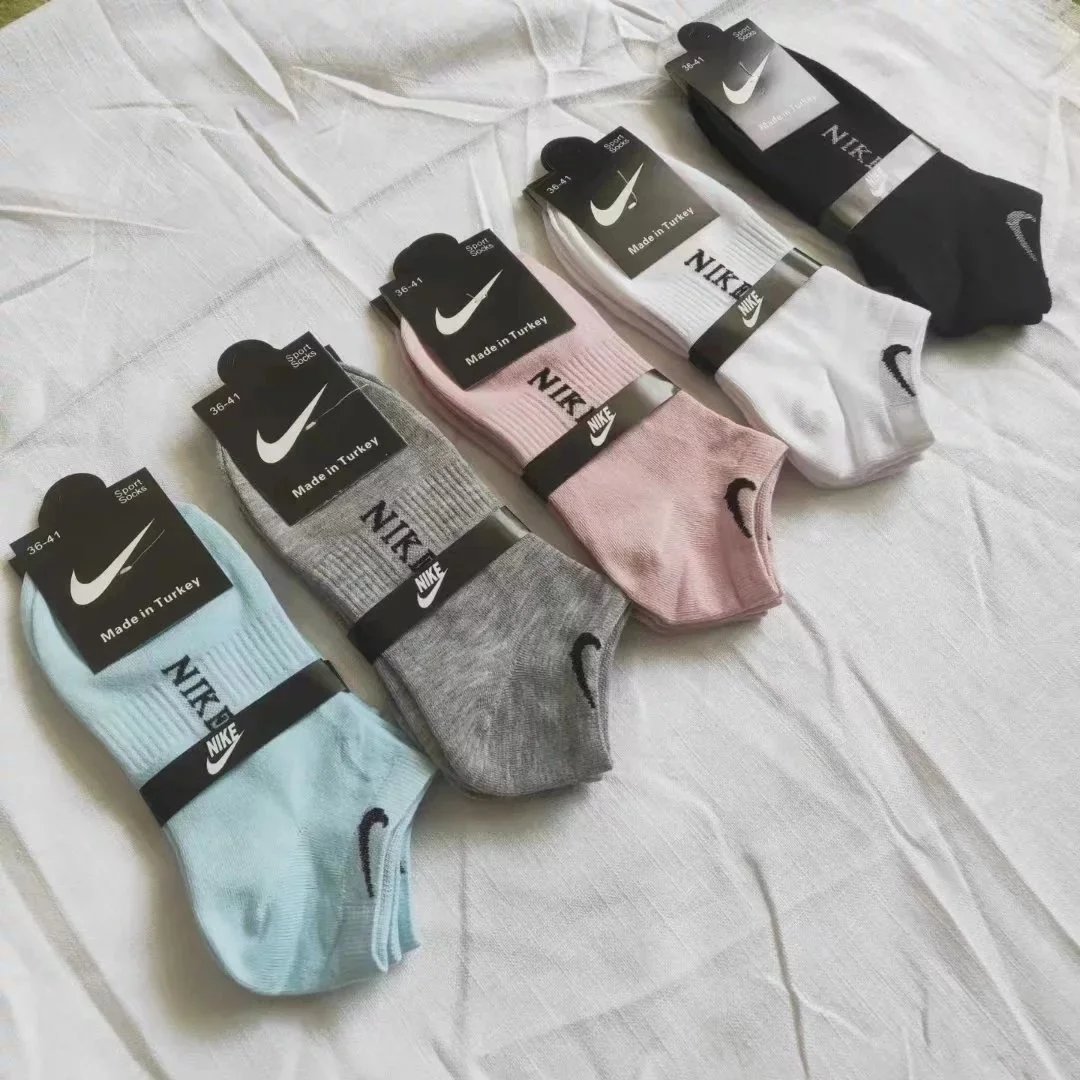 Nike Socks Ribbed Crew image 13