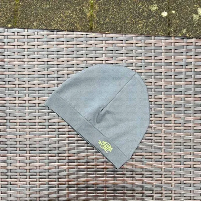 Unbranded Hats Embroidered beanie product detail image 3