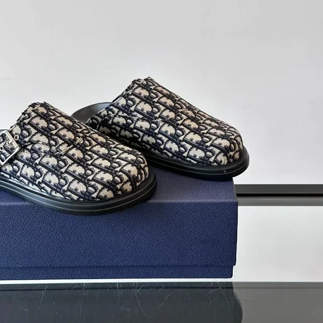 Dior Slippers Oblique Jacquard Buckle Mules product detail image 6