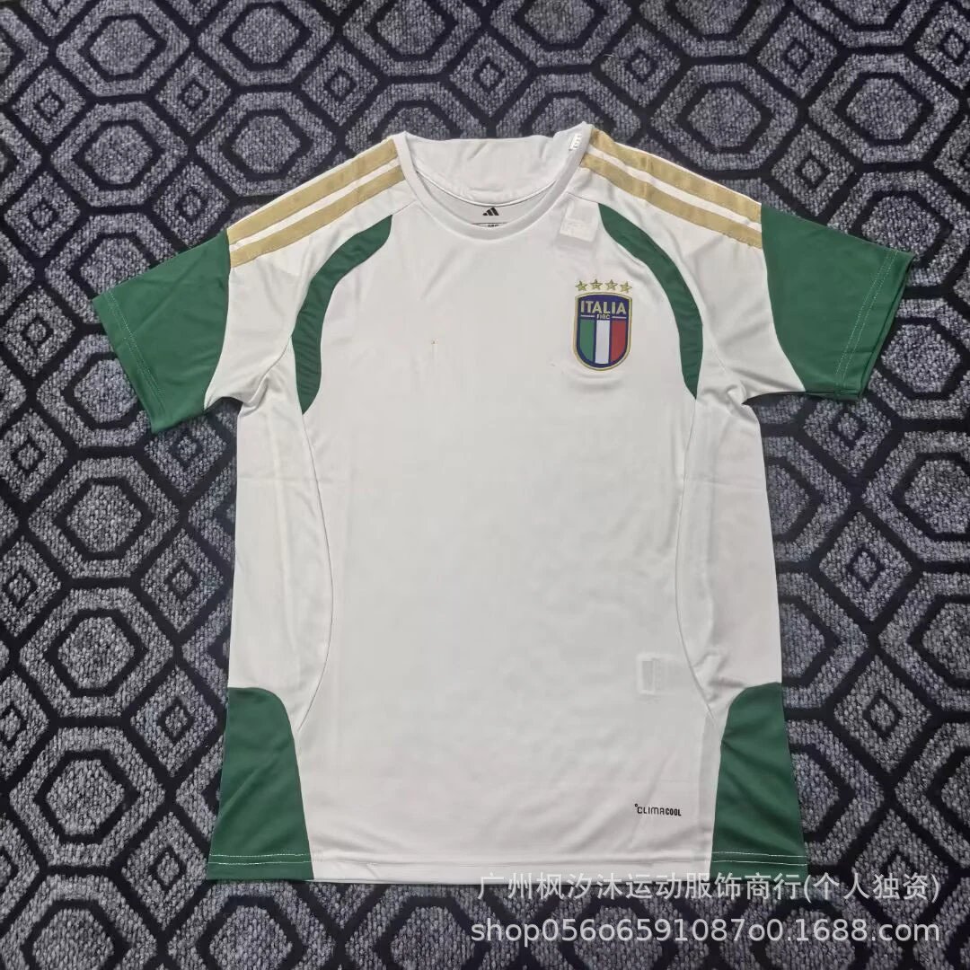 Italian training uniform 2