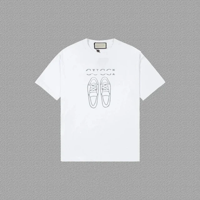 Gucci T-Shirts Graphic Print product detail image 2