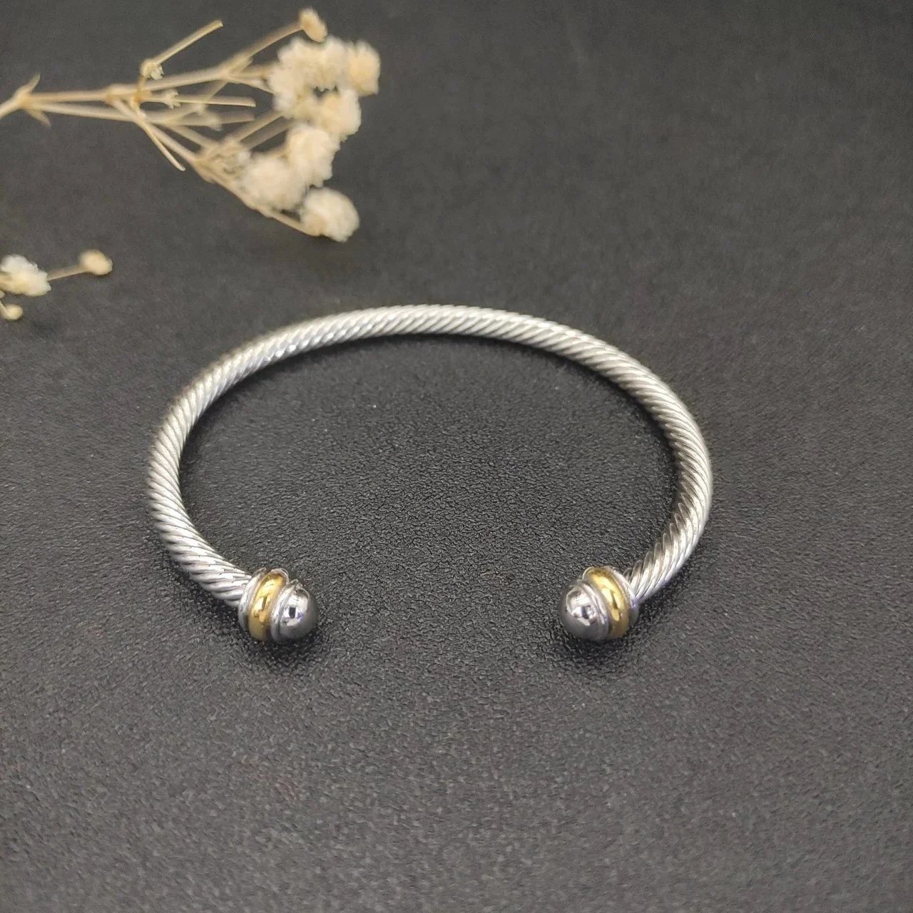 Design David Yurman Cable Classics Bracelet with Peridot and Diamonds Gold Bracelet Jewelry - 11