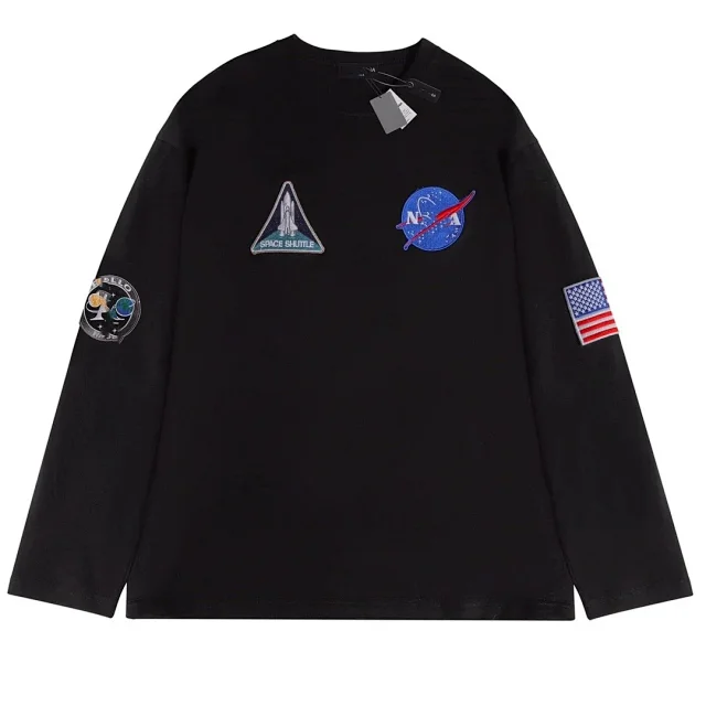 Balenciaga Hoodies & Sweatshirts Crewneck Sweatshirt product detail image 18