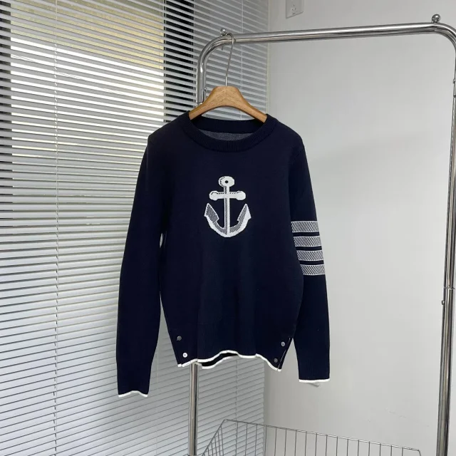 Thom Browne Knitwear Crewneck knit sweater product detail image 2