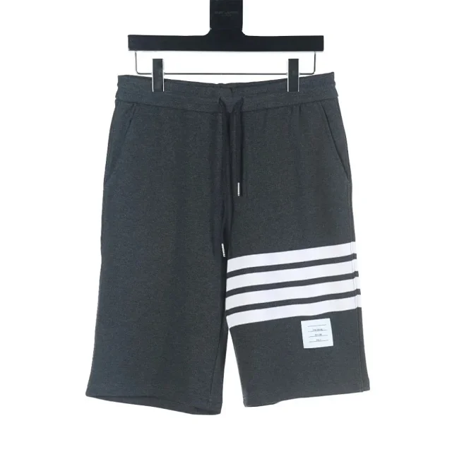 Thom Browne Shorts Four-Bar Drawstring product detail image 9