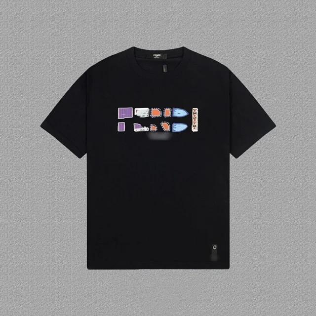 Fendi T-Shirts Short-Sleeve Graphic T-Shirt product detail image 5