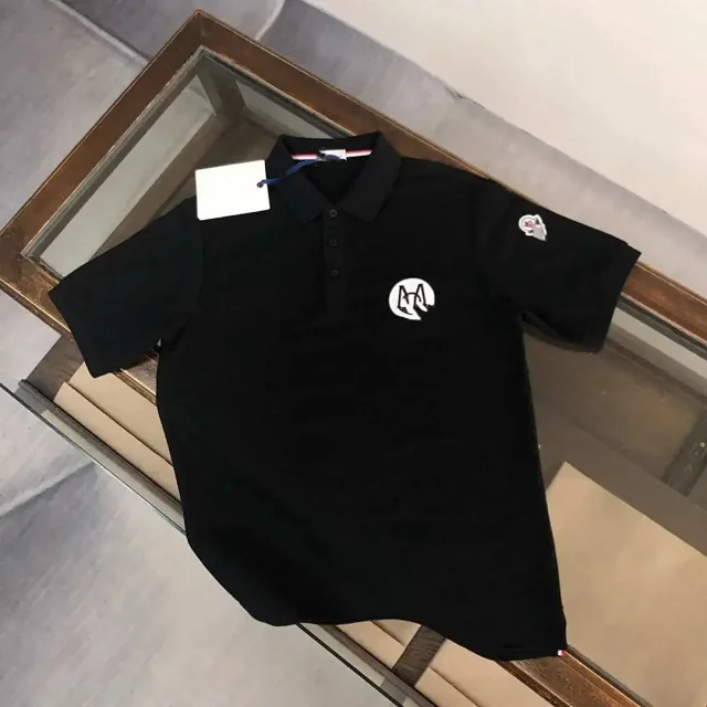 Moncler T-Shirts Short-Sleeve Polo Shirt with Contrast Trim and Logo Patches product detail image 5
