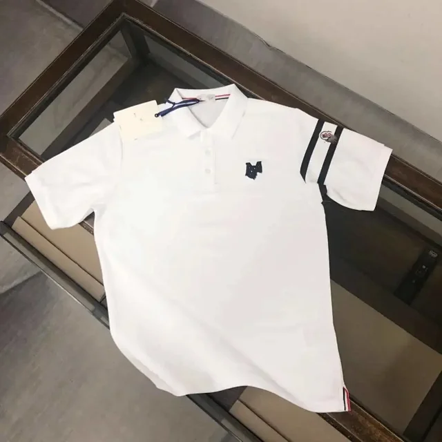 Moncler T-Shirts Short-Sleeve Polo Shirt with Contrast Trim and Logo Patches product detail image 4