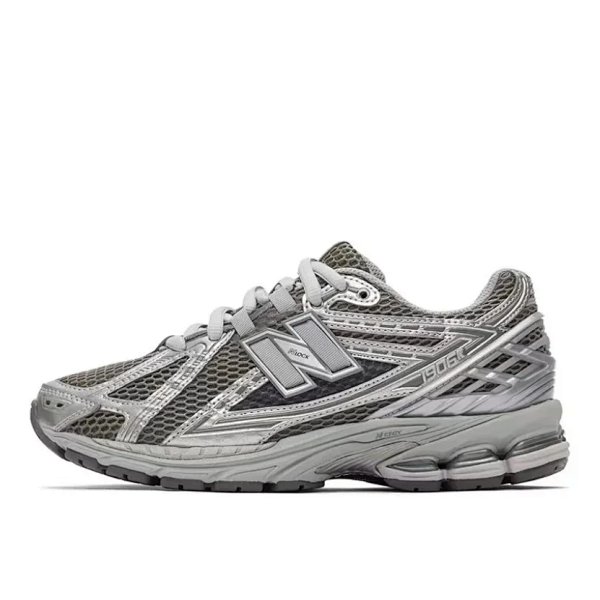 New Balance (NB) 1906R