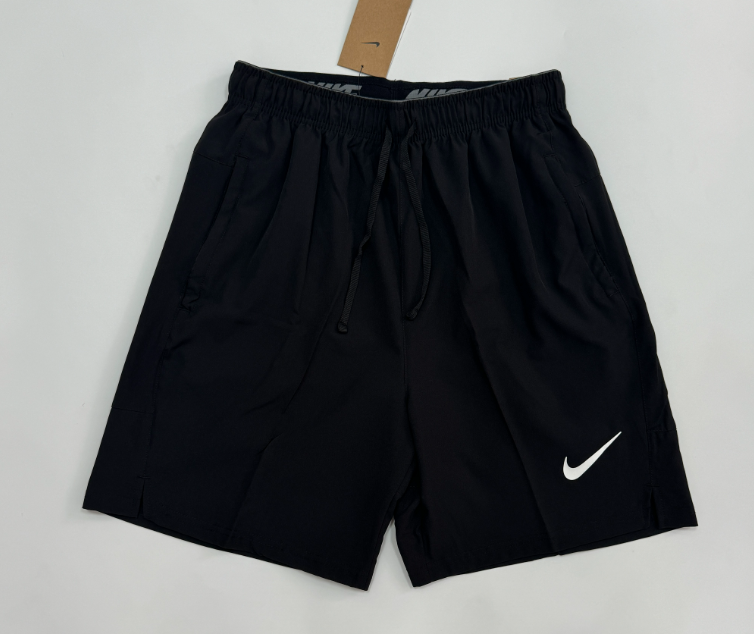 Nike Black Quick-Drying Training Shorts (5-Inch) — Small Swoosh - rep szorty