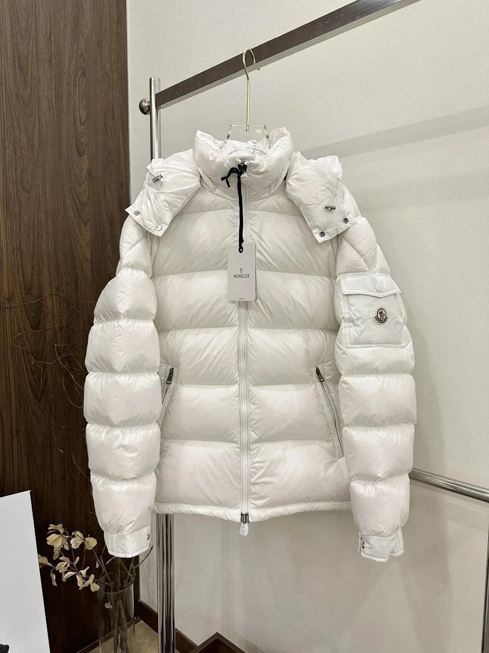 Moncler Classic Glossy Short Down Jacket