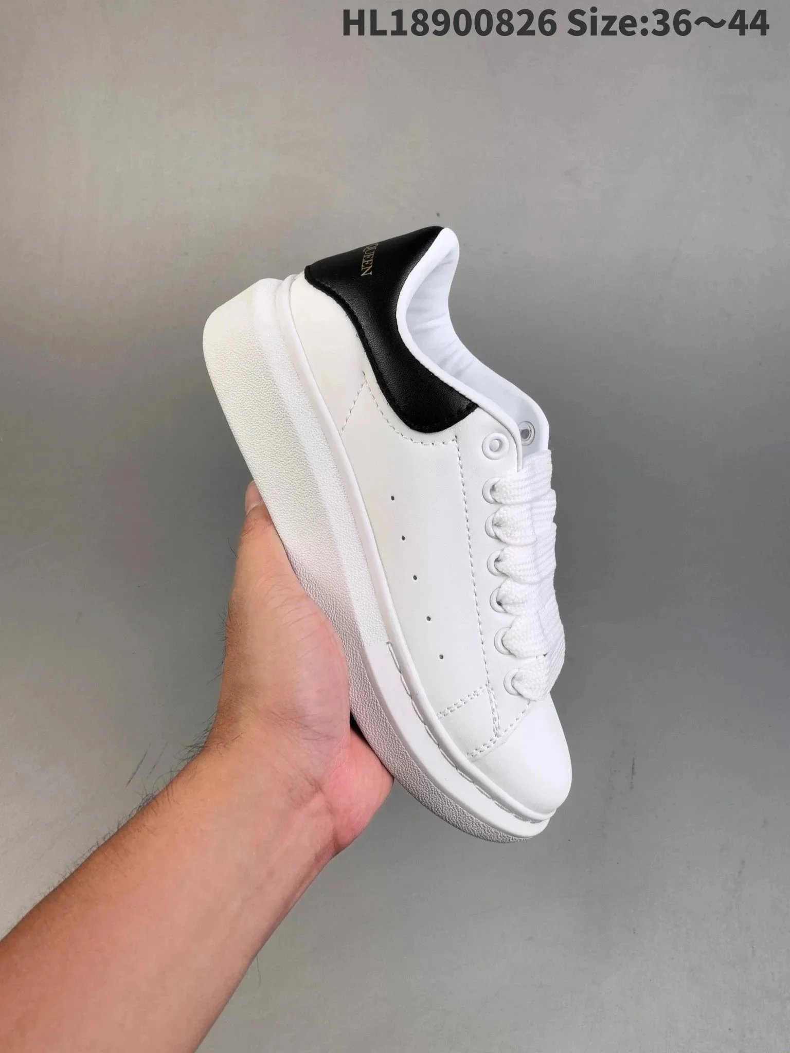 Alexander McQueen - rep Alexander McQueen