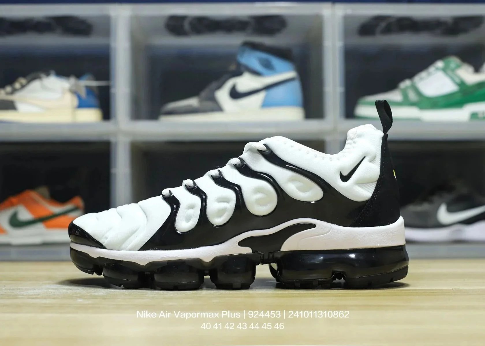 Nike Air VaporMax Plus All-Black Air Cushion Running Shoes - rep buty