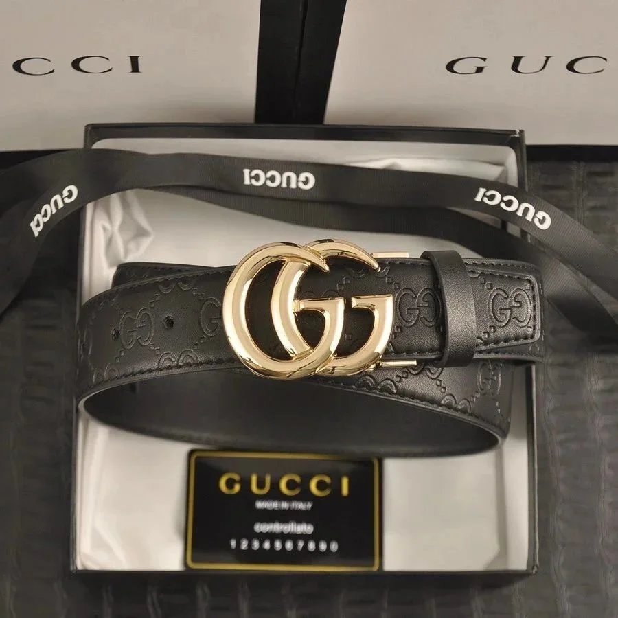 GUCCI — Black Smooth Calfskin Business-Casual Belt with Vintage Distressed Gold Double-G Buckle - rep paski