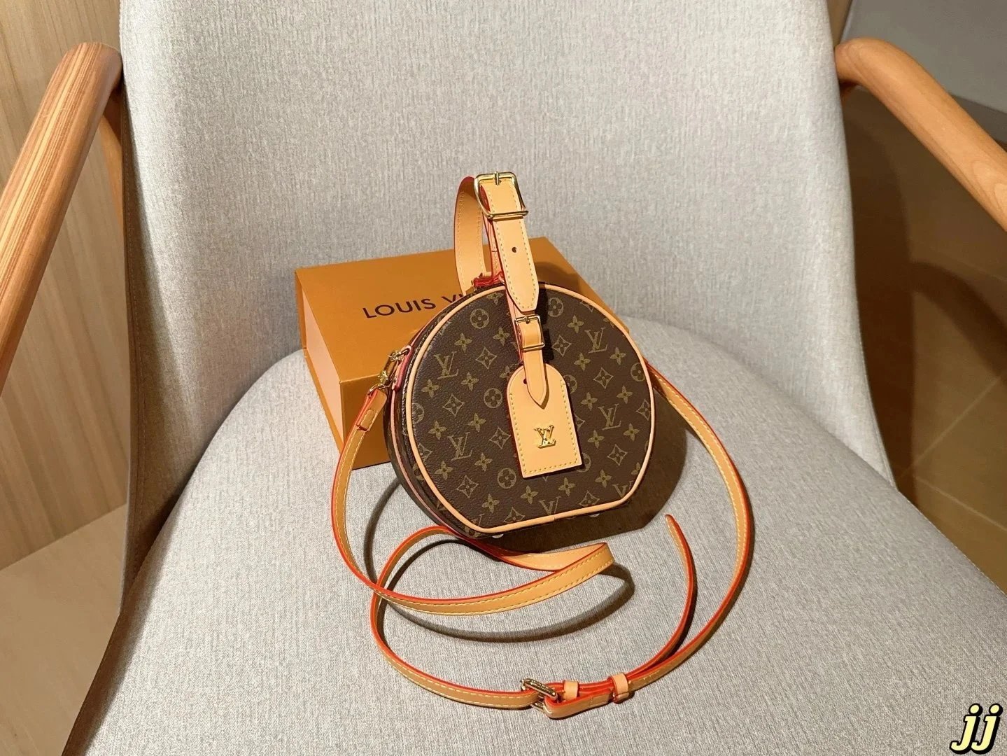 LV Boite Chapeau - rep torby