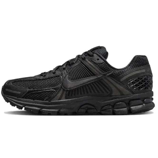 Nike Zoom Vomero 5
