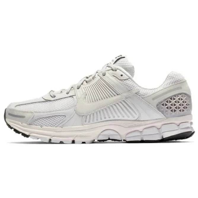 Nike Zoom Vomero 5