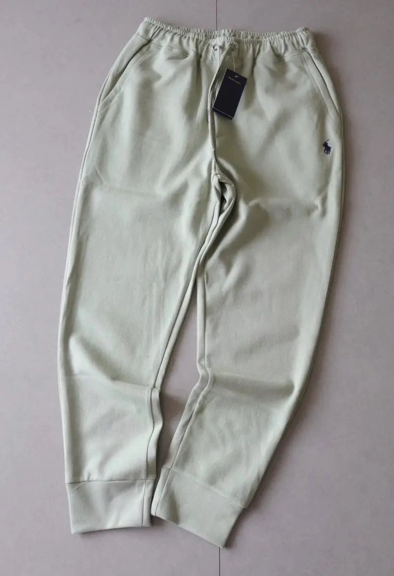 Pants: light green