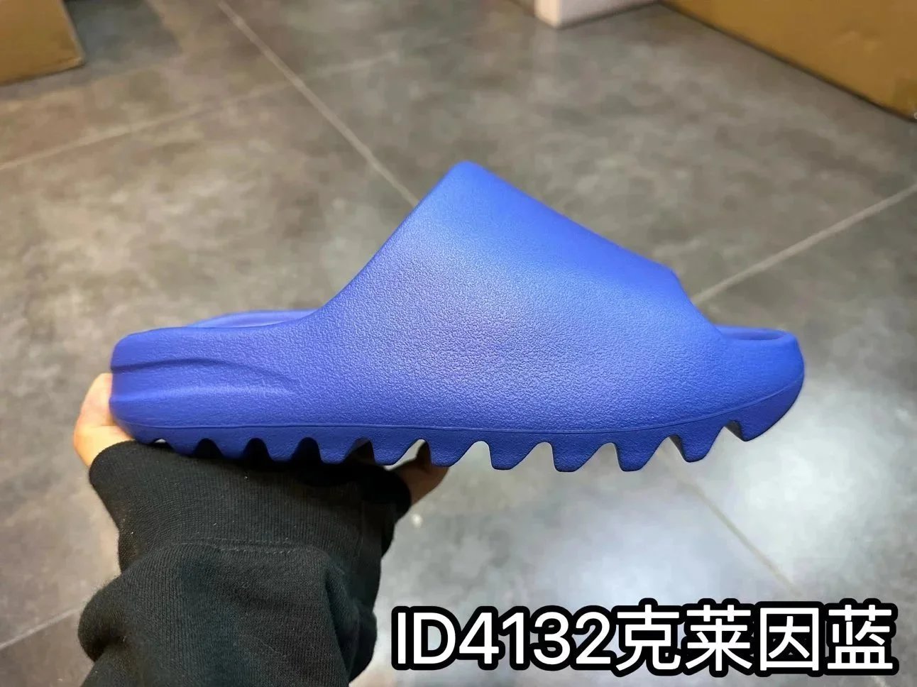 GX/绿X （Batch）版本 Y*EEZY Slide拖鞋 随意对比Us4-Us14 偏小建议买大2码