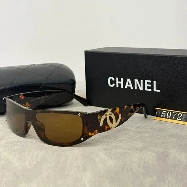 Chanel Eyewear 5072 shield sunglasses with logo temples product detail image 6