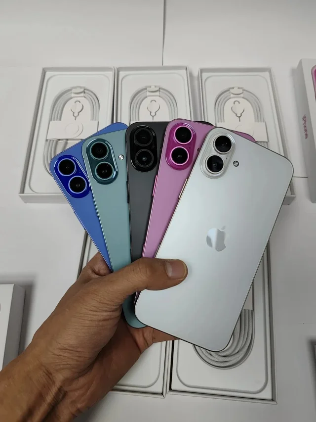 Apple Dual-Camera Smartphone product detail image 7