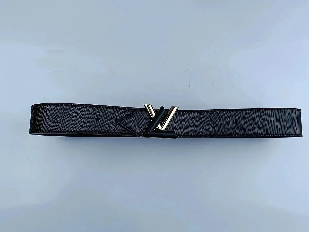 Louis Vuitton Tiger Motif Leather Belt White - 10