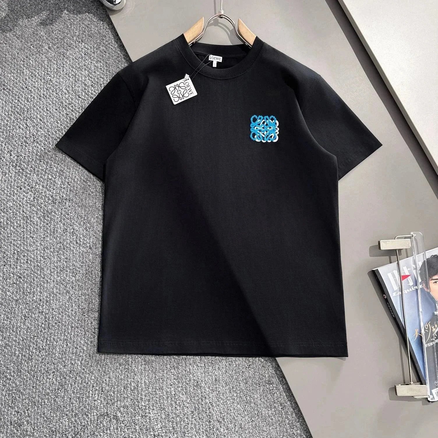 T-Shirt photo 8