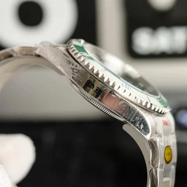 Rolex Submariner and Yacht-Master product detail image 7
