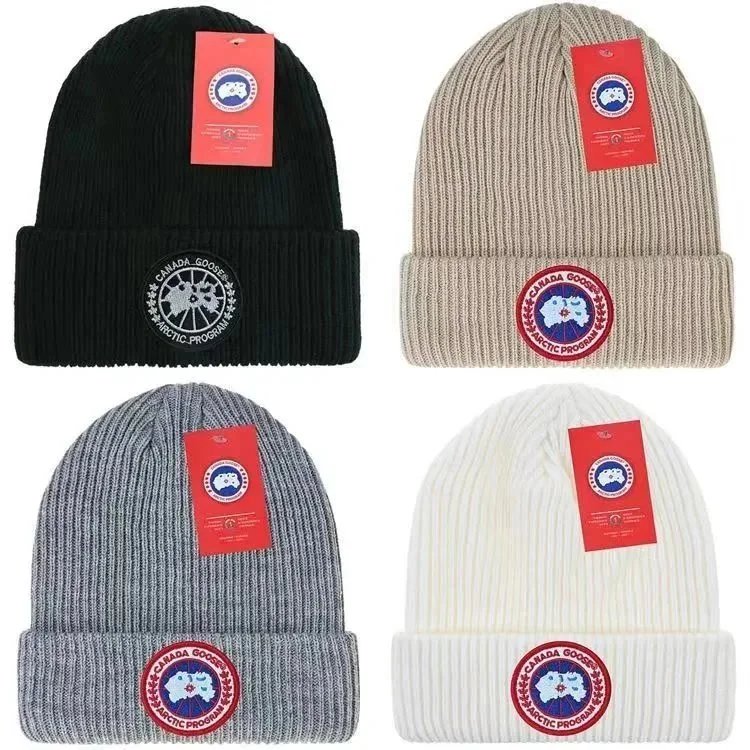 Canada Goose Arctic Program Beanie Black - 4